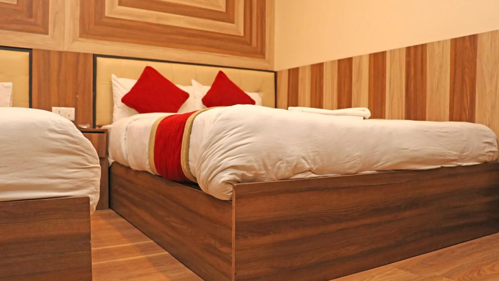 Hotel Airport Holiday Kathmandu 0*,