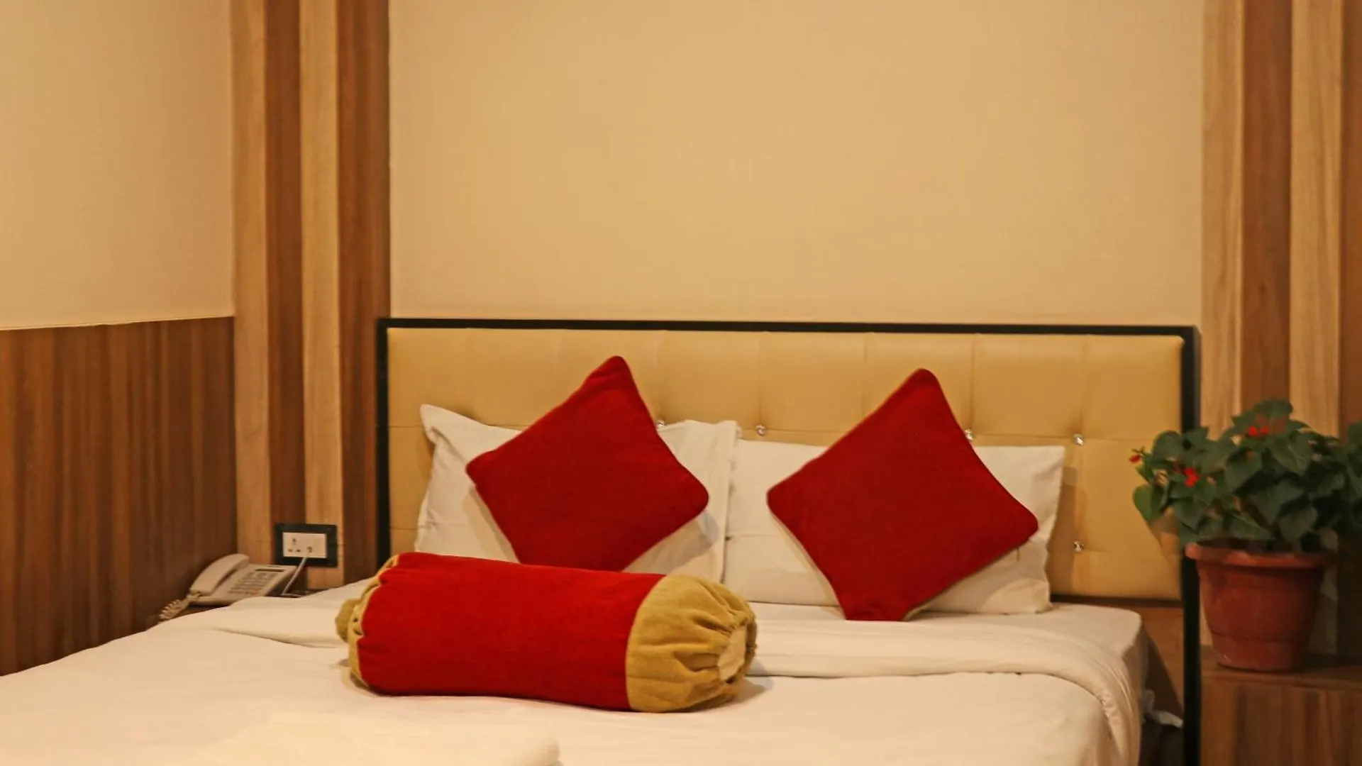 Hotel Airport Holiday Kathmandu 0*,  Nepal